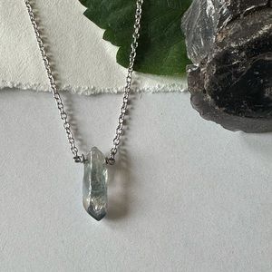 Aura Quartz Point Necklace